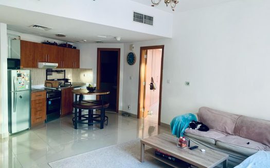 Spacious 1-Bedroom Apartment for Sale in Lakeside B | Rented Unit | Great Investment