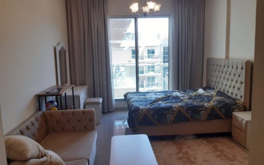 Selling Studio Ready Apartment